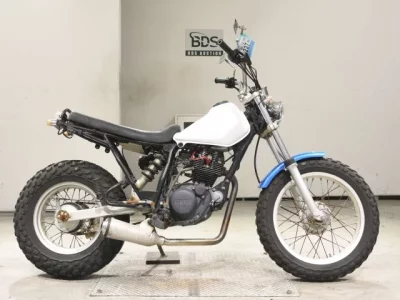 Yamaha TW200