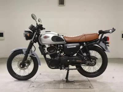 Kawasaki W175SE