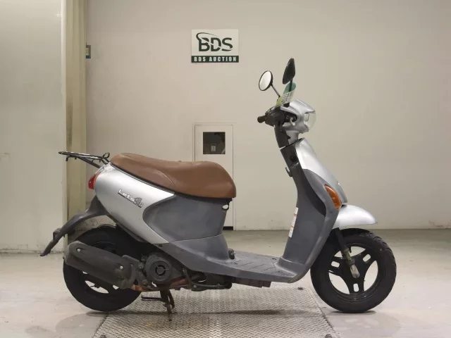 Suzuki LET S4