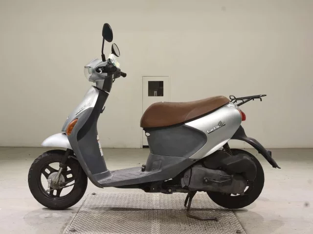 Suzuki LET S4