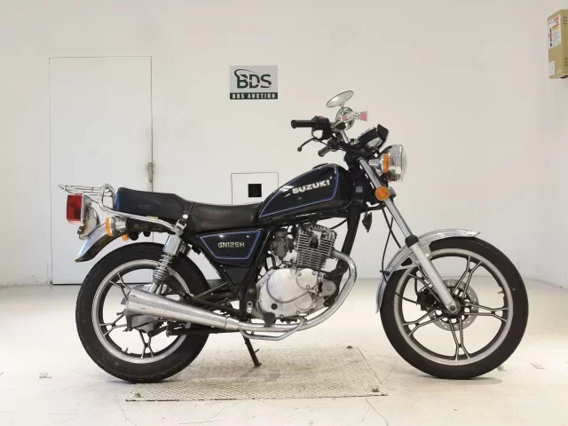 Suzuki GN125H