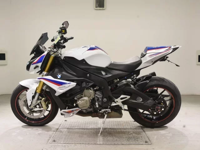 BMW BMW S1000R