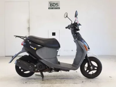 Suzuki LET S4