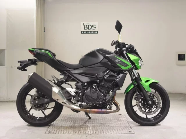 Kawasaki Z400-2 лот № 5289 оценка 6  с аукциона в Японии