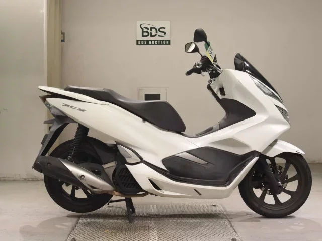 Honda PCX125-3