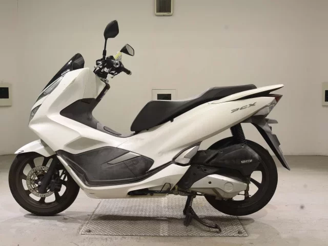 Honda PCX125-3