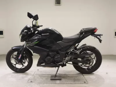 Kawasaki Z250  с аукциона в Японии