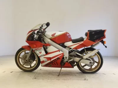 Honda NSR250R-4SP SHO LOUIS NOT EQUIPPED