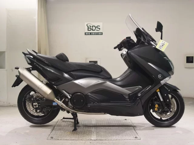 Yamaha T-MAX530 ABS лот № 7743 оценка 5  с аукциона в Японии