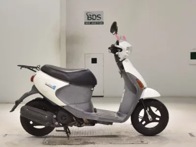 Suzuki LET S4