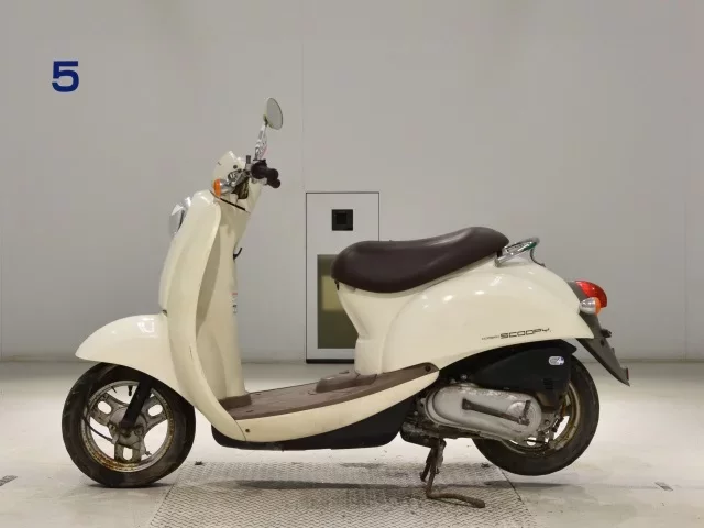Honda CREA SCOOPY