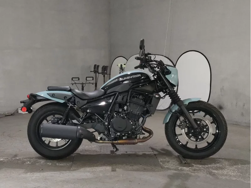 Kawasaki ELIMINATOR 400SE лот № 8122 оценка 5  с аукциона в Японии