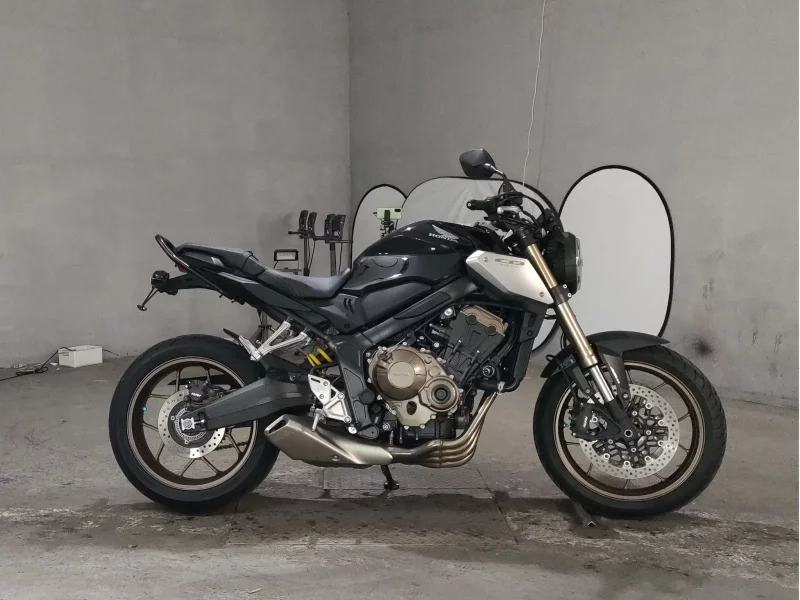 Honda CB650R лот № 7122 оценка 5  с аукциона в Японии