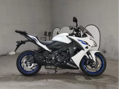 Suzuki GSX-S1000F 2021