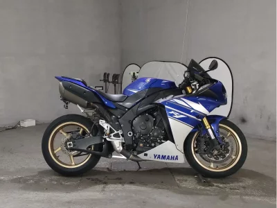 Yamaha YZF-R1  с аукциона в Японии