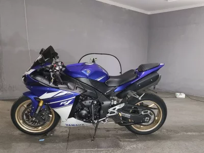 Yamaha YZF-R1  с аукциона в Японии