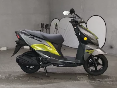 Suzuki AVENIS125