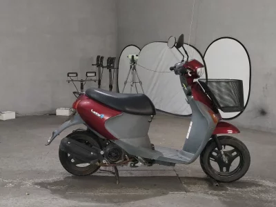 Suzuki LET S4