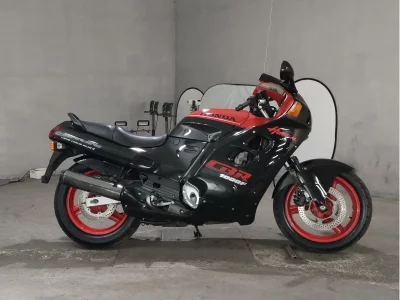 Honda CBR1000F