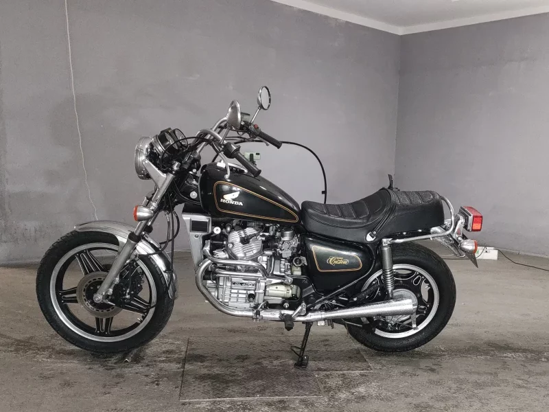 Honda GL400