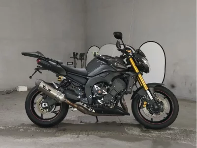 Yamaha FEATHER8