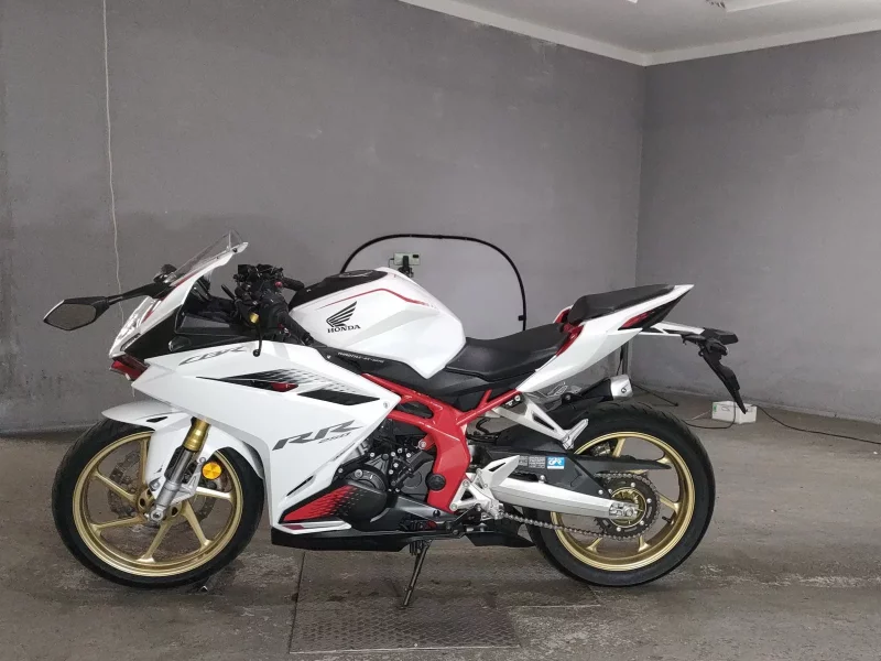 Honda CBR250RR