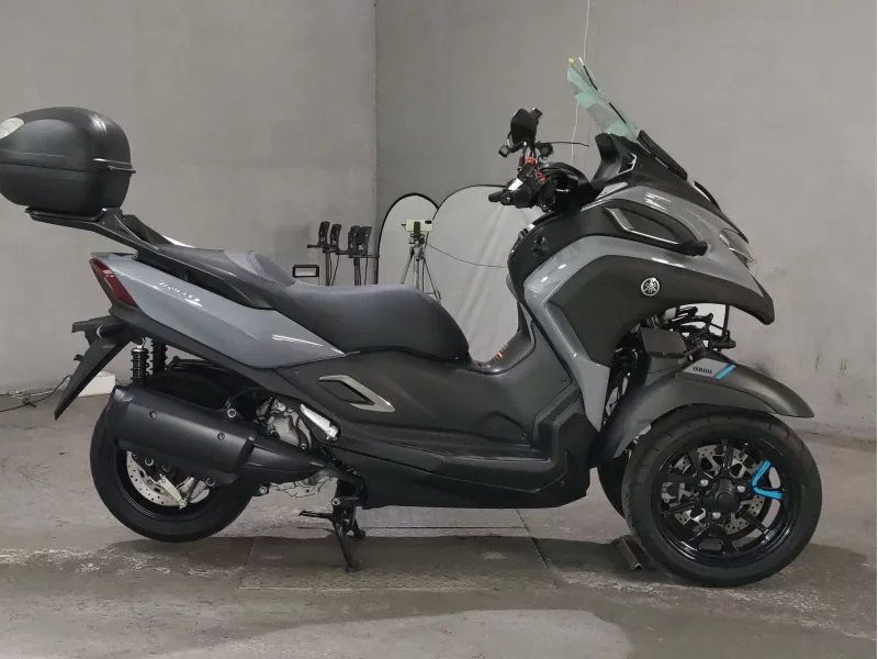 Yamaha TORI CITY 300 лот № 7401 оценка 4  с аукциона в Японии