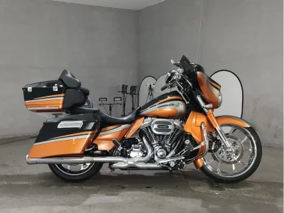 Harley-Davidson HARLEY FLHXSE1800CVO  с аукциона в Японии