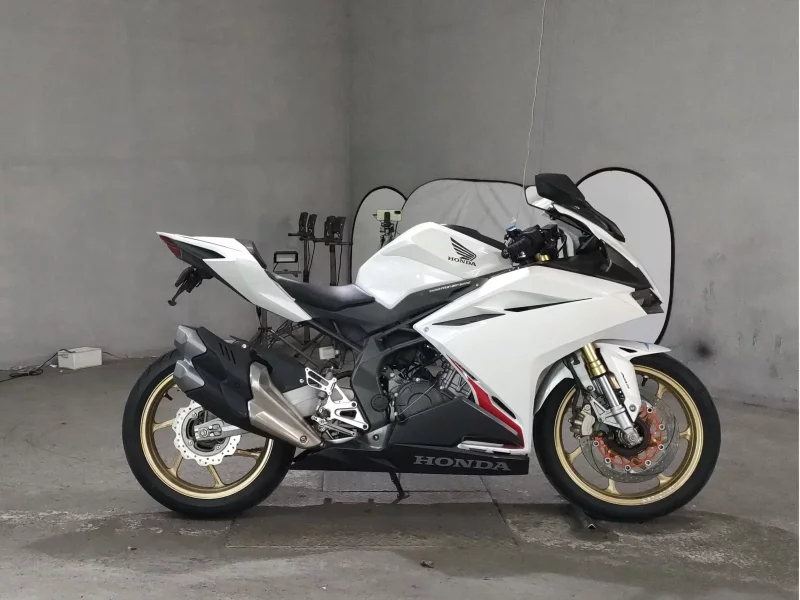 Honda CBR250RR