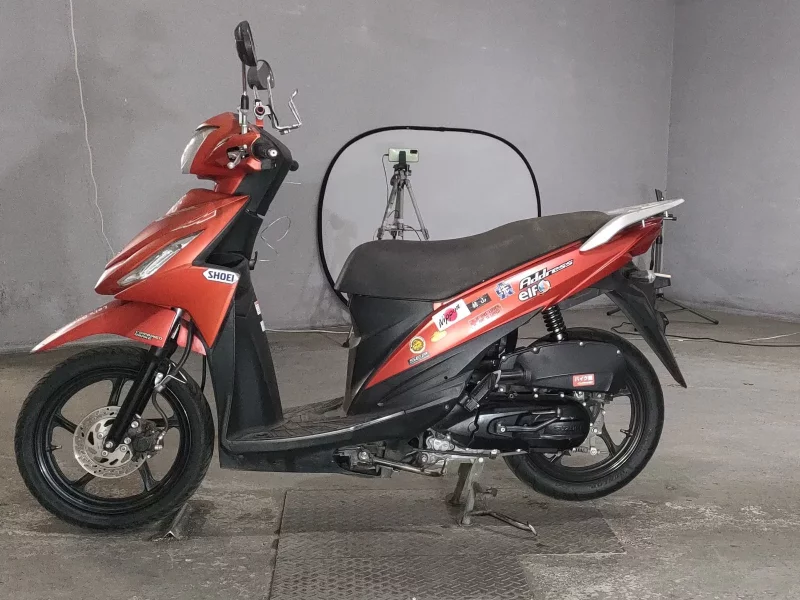 Suzuki ADDRESS V110