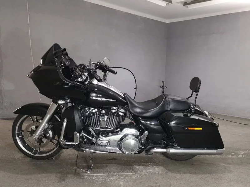 Harley-Davidson HARLEY FLTRXS1750