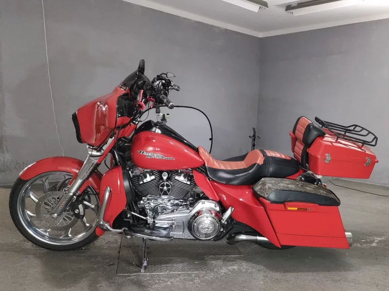 Harley-Davidson HARLEY FLHX1580