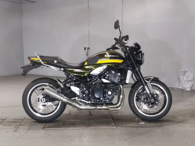 Kawasaki Z900RS лот № 5010 оценка 4  с аукциона в Японии