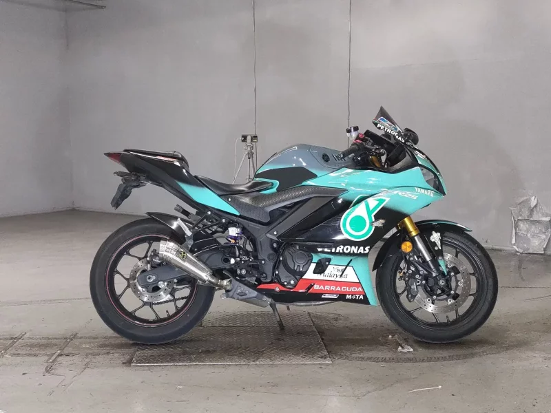 Yamaha YZF-R25