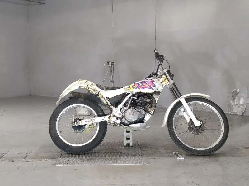 Honda TLM220R