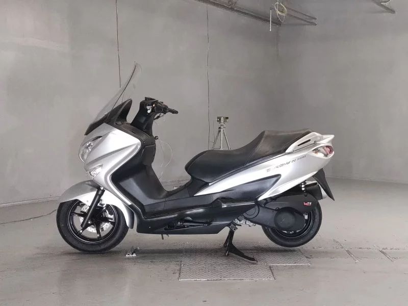 Suzuki BURGMAN200