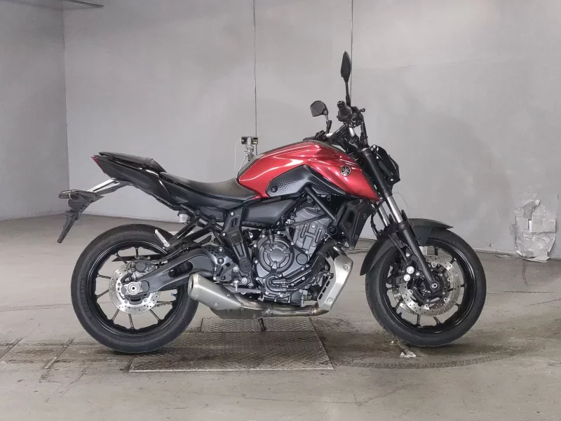 Yamaha MT-07 лот № 5044 оценка 4  с аукциона в Японии