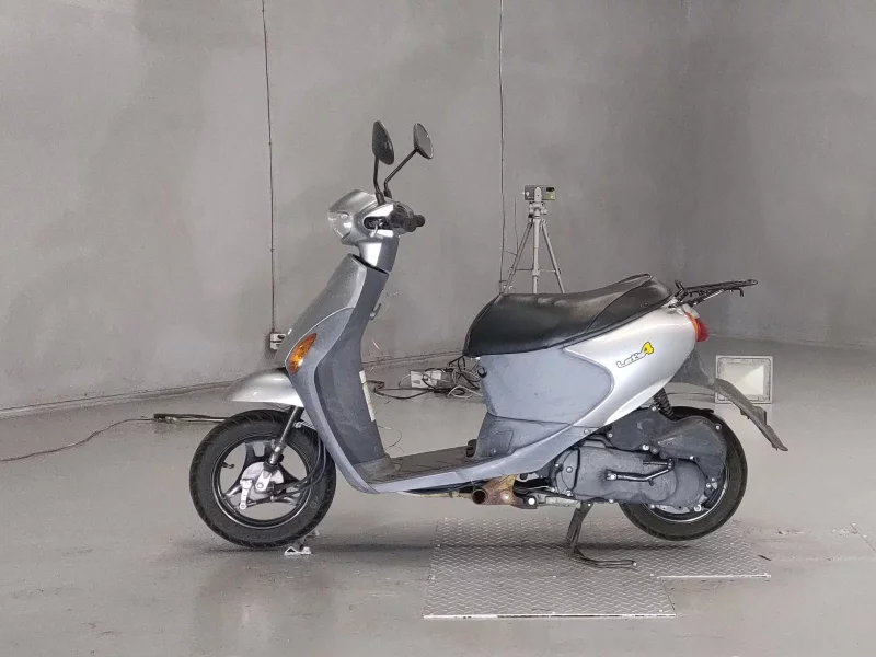 Suzuki LET S4