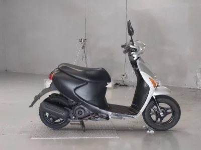 Suzuki LET S4