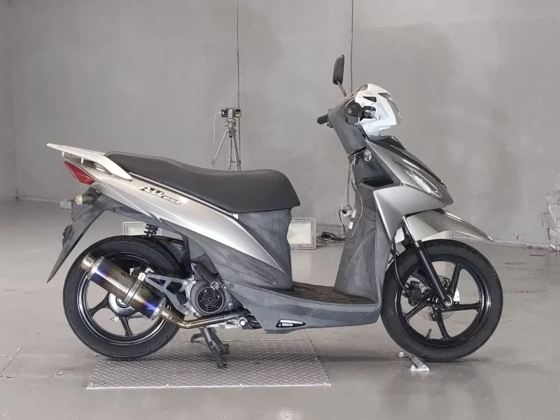 Suzuki ADDRESS V110