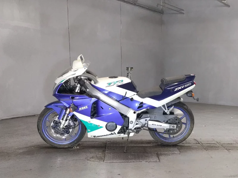Kawasaki ZXR250