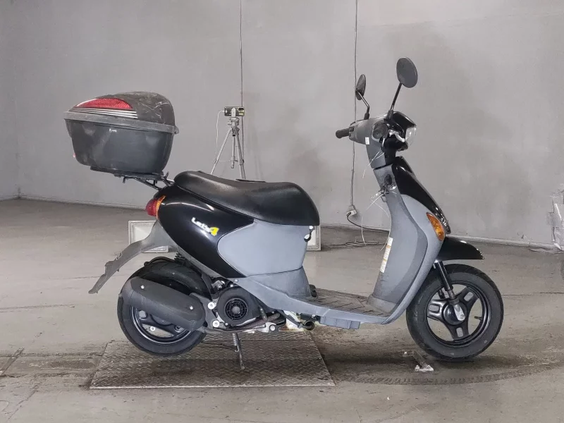 Suzuki LET S4