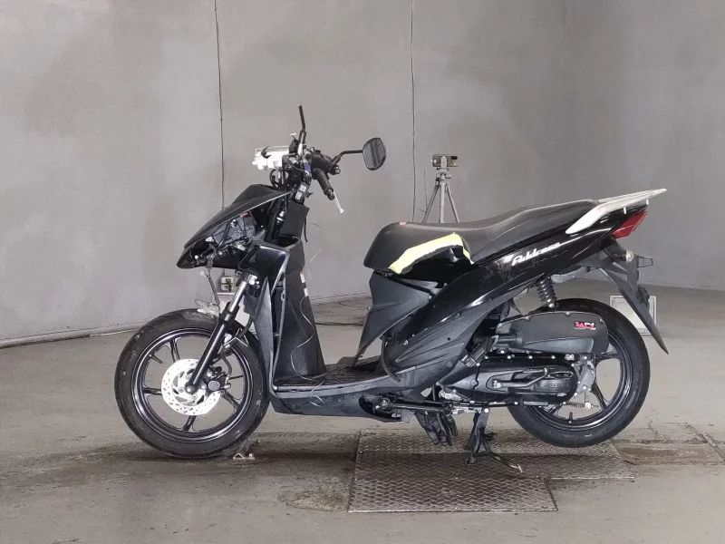 Suzuki ADDRESS V110