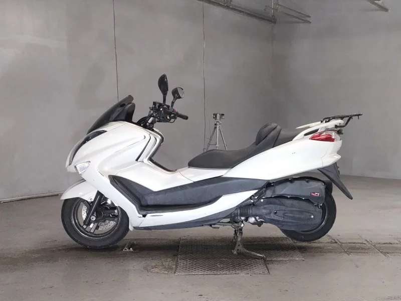 Yamaha MAJESTY 250