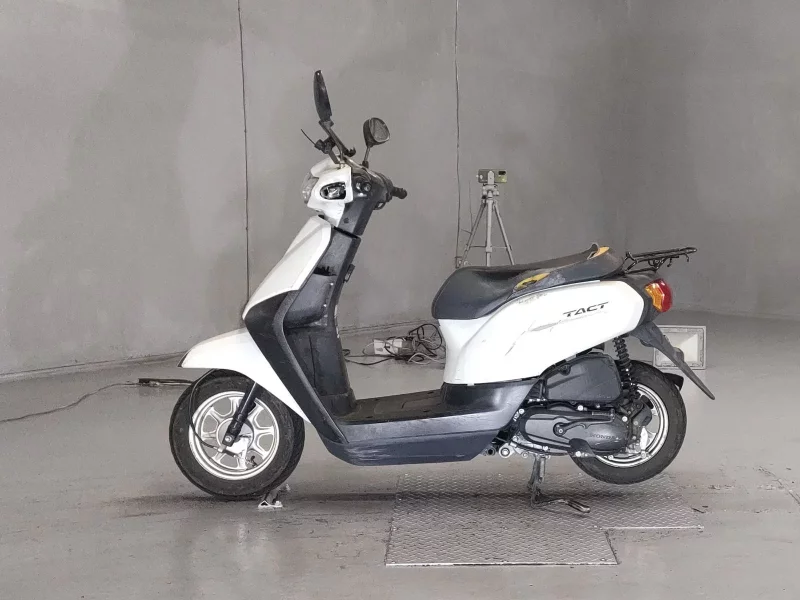 Honda TACT BASIC