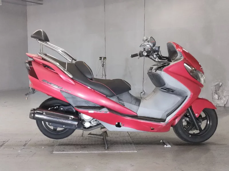 Suzuki SKYWAVE 250S