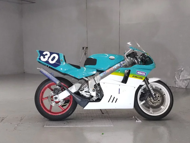 Honda NSR250R-1