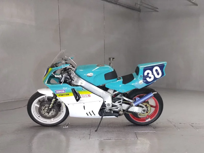 Honda NSR250R-1