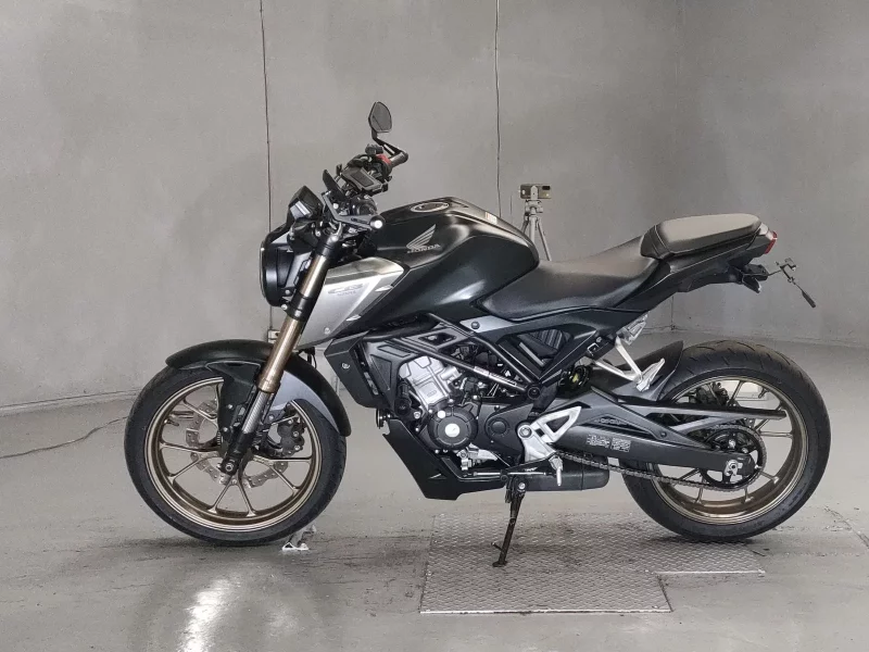 Honda CB125R