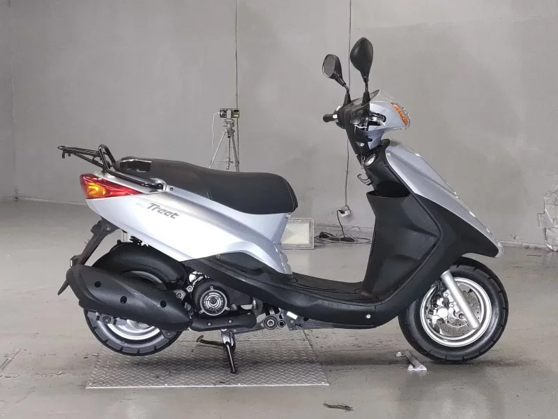 Yamaha AKUSHI STREET